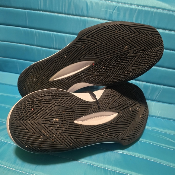 Nike Precision 5 Flyease CW3403-100 White Barely Volt Basketball Men's Sz 11 - Picture 6 of 7